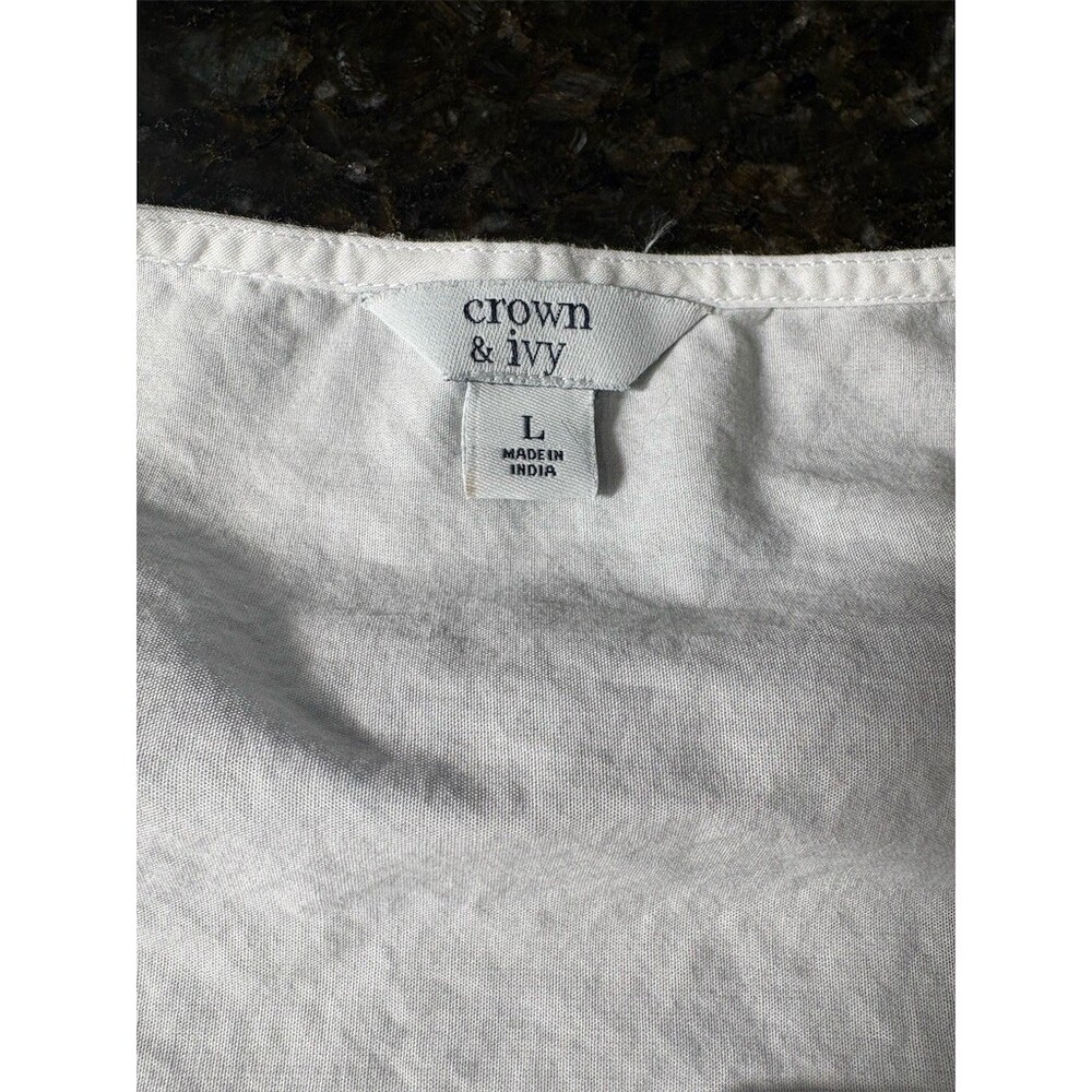Crown & Ivy Womens Blouse Size L White Flutter Eyelet Lace Split Neck - Picture 7 of 8